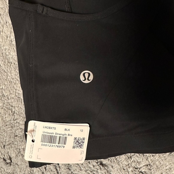 Lululemon Unleash Strength Bra *Medium Support, B/C Cup - Picture 7 of 7